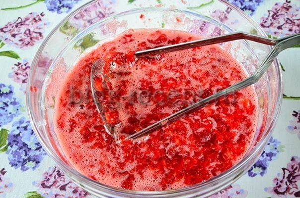 Протертая клубника с сахаром: рецепт на зиму и топ 12 способов приготовления