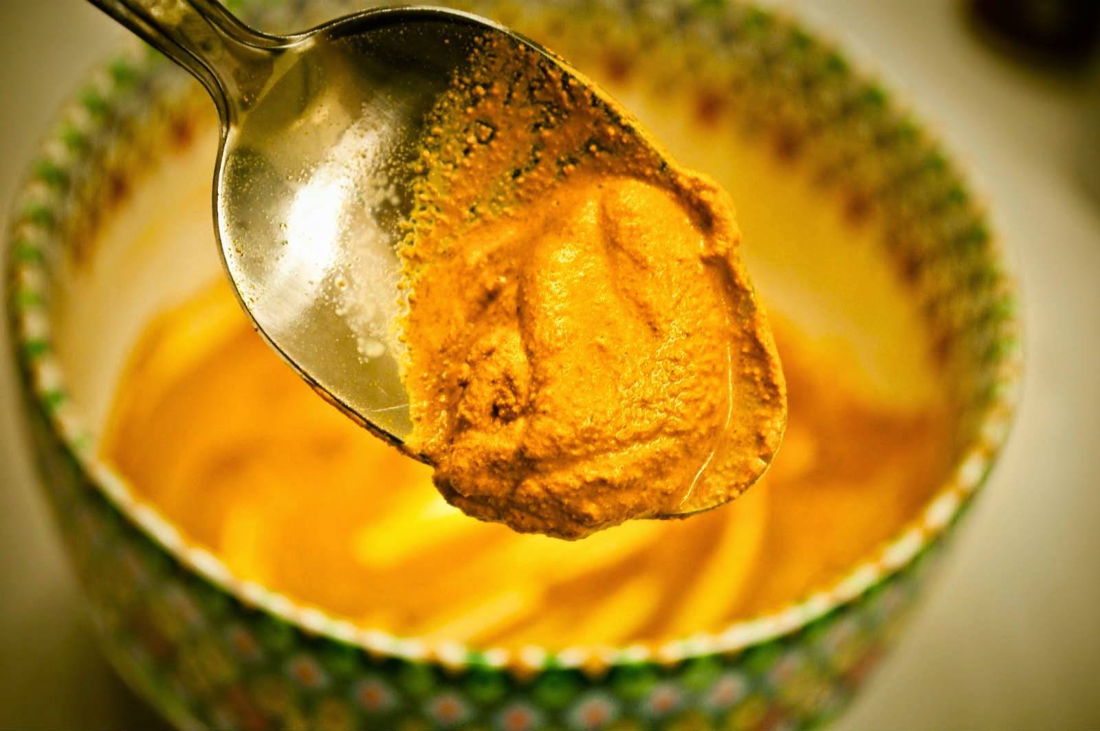 Куркума с медом: лечебные свойства, рецепты, как принимать