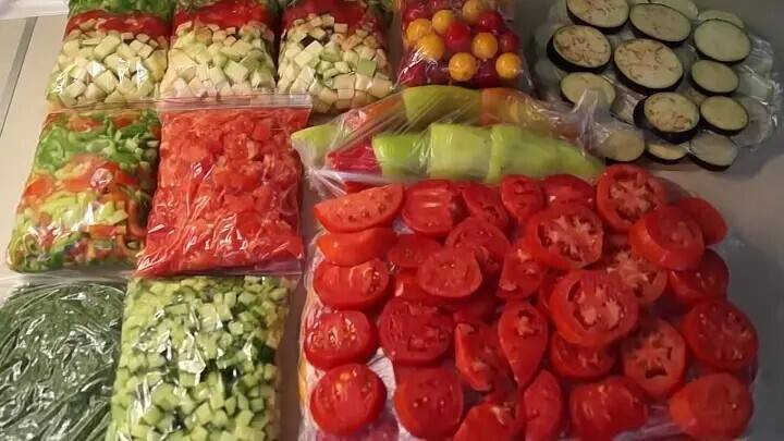 Заморозка овощей и фруктов в морозильной камере на зиму в домашних условиях: рецепты. какие овощи и фрукты можно замораживать в морозильной камере для приправы, заправки, для борща, прикорма ребенку н