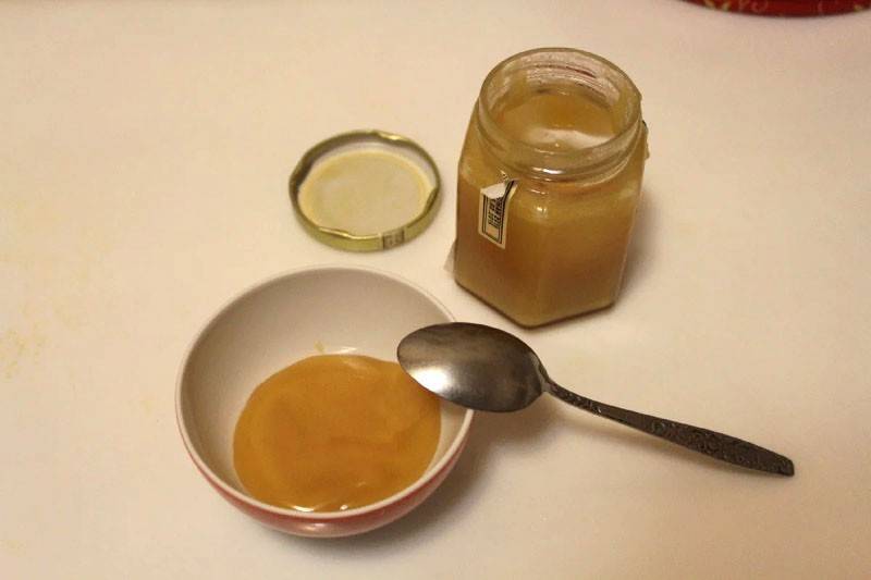 Куда деть засахаренный мед: мой рецепт простейшей медовухи, которую сможет приготовить каждый