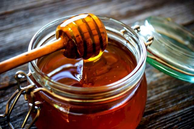 Кориандровый мед: полезные свойства, противопоказания, рецепты для применения