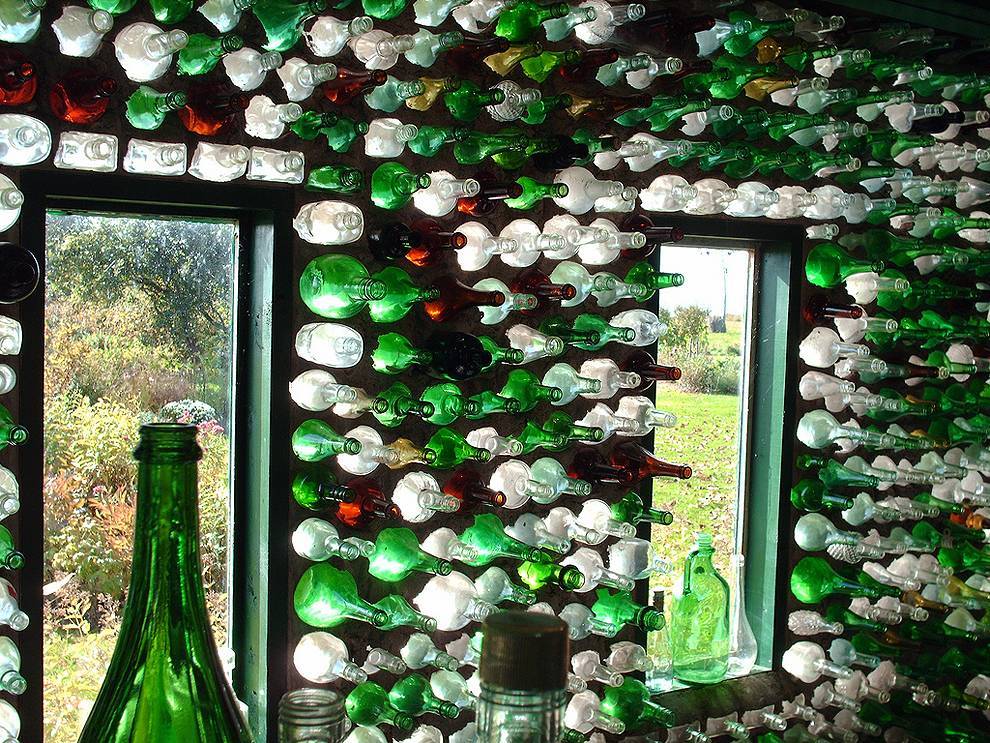 Поделки из бутылок - 135 фото идей создания и применения различных поделок из пластика