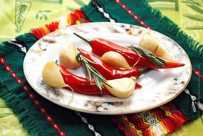 Острый перец, маринованный на зиму – простые рецепты с чили, халапеньо, пепперони