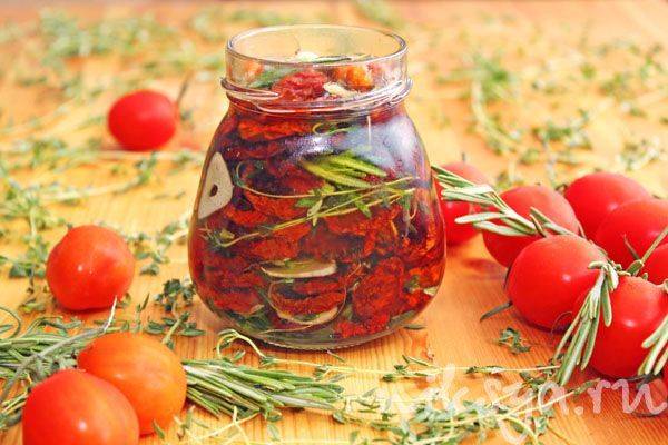 Салат с вялеными помидорами: 12 рецептов с фото пошагово. как сделать салат с вялеными томатами?