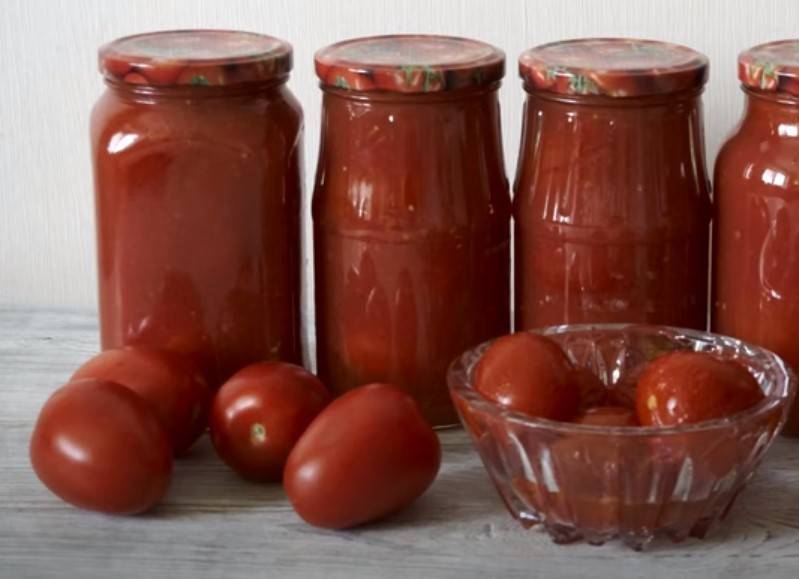 Помидоры в томатном соке на зиму - 7 рецептов с фото