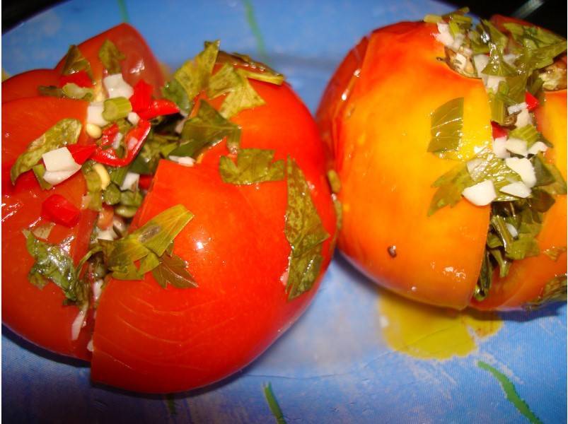 Малосольные помидоры - рецепты приготовления холодным и горячим способом в кастрюле или пакете