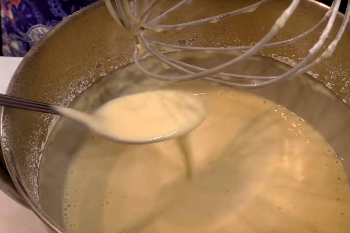 Блины на кислом молоке - 9 вкусных рецептов тонких блинов с дырочками с фото пошагово