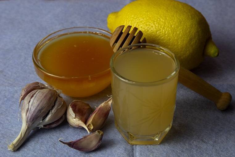 Лимон, мед, чеснок, льняное масло: рецепт, как принимать