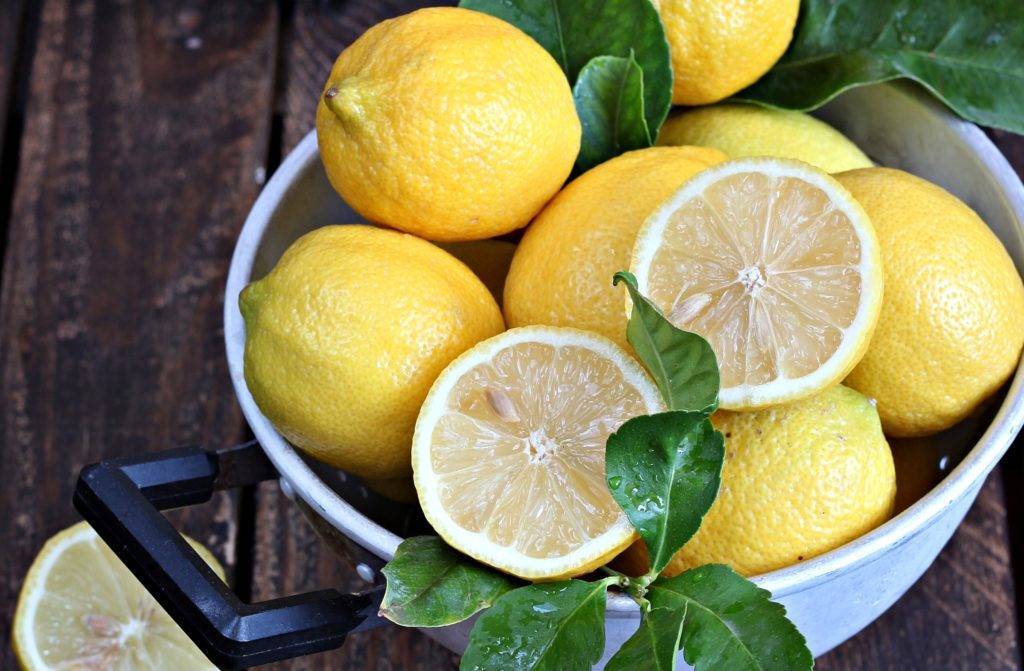 Как хранить лимон в домашниз условиях (целым и разрезанным)
