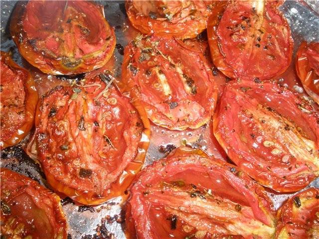 Салат с вялеными помидорами – 10 рецептов