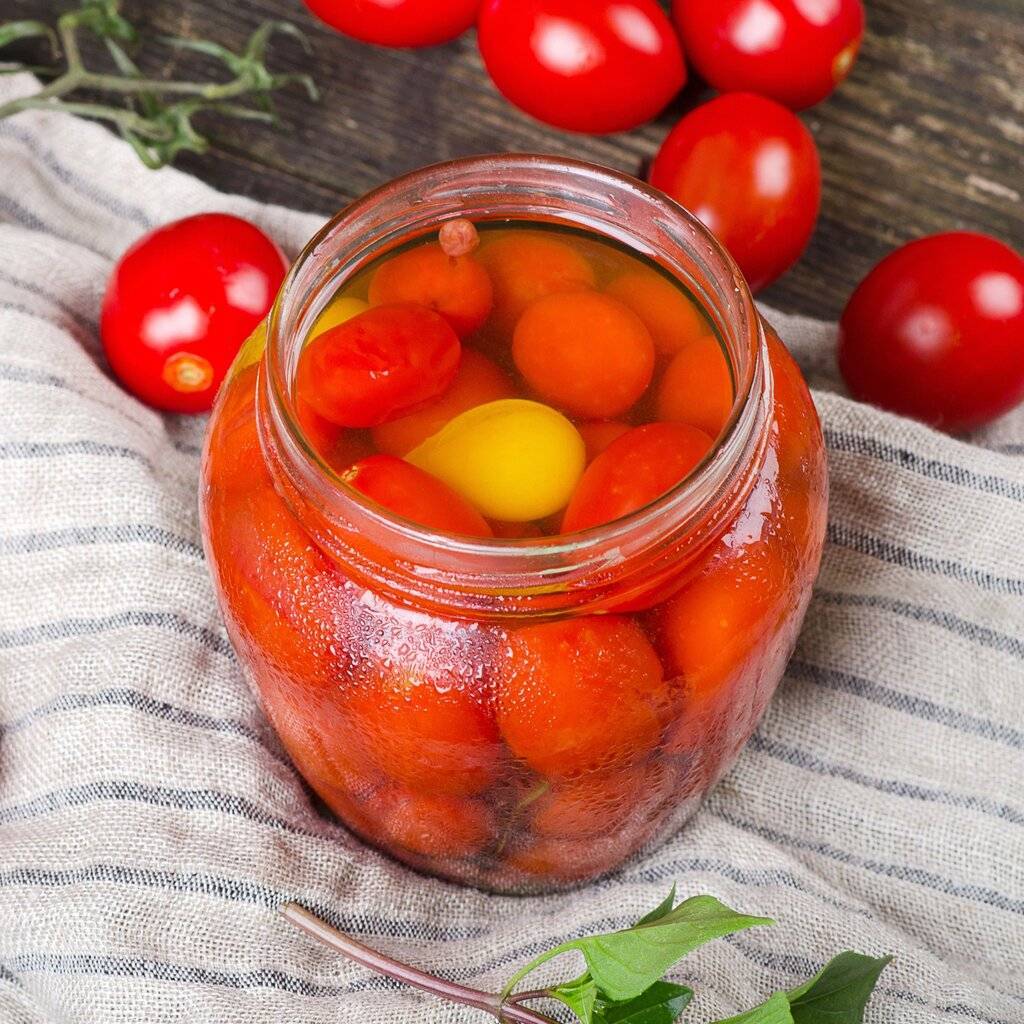 ТОП 10 рецептов приготовления на зиму маринованных остро-сладких помидоров