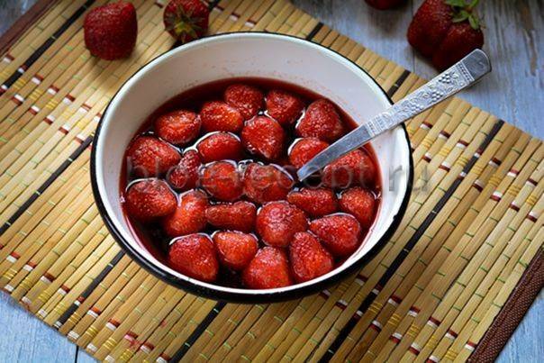 Варенье из клубники без варки – вот где летний аромат! рецепты разного варенья из клубники без варки для сладкой жизни