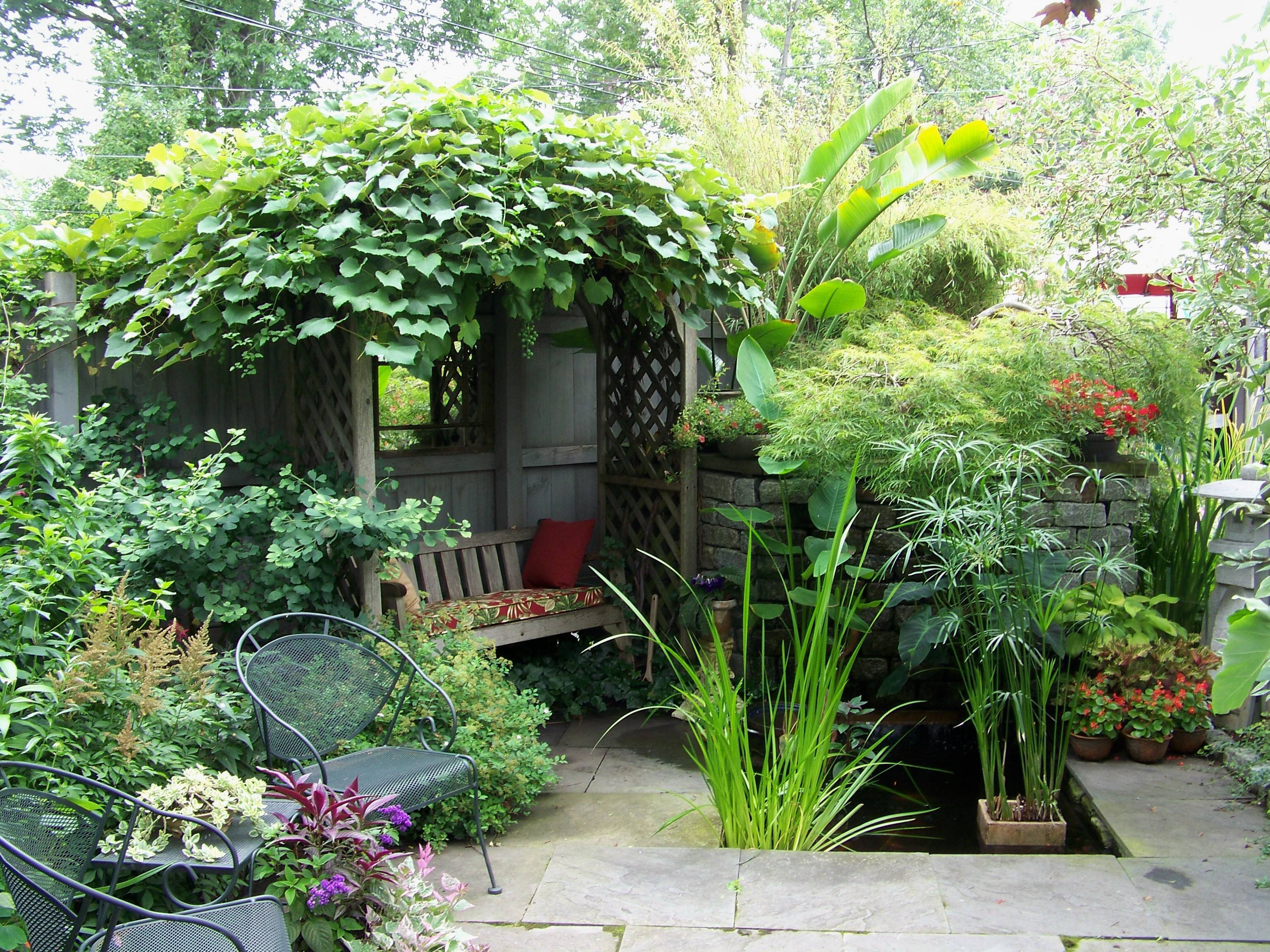 Идеи для сада: клумбы своими руками не как у всех, украшение сада, оригинальные задумки