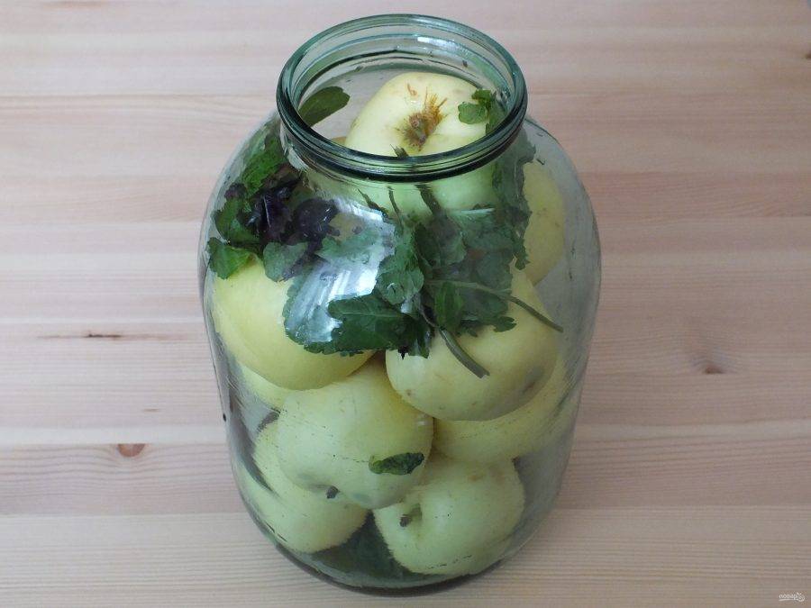 Моченые яблоки в домашних условиях: простые рецепты / заготовочки