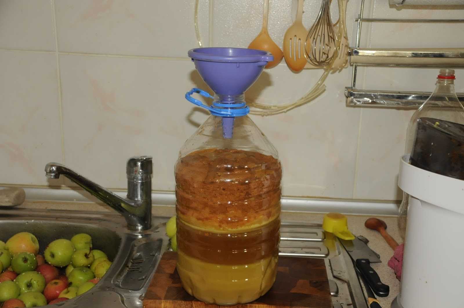 Хитрости приготовления самогона из меда
