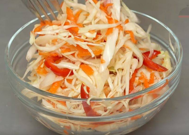 Капуста квашеная в банках: 3 очень вкусных рецепта заготовки капусты на зиму