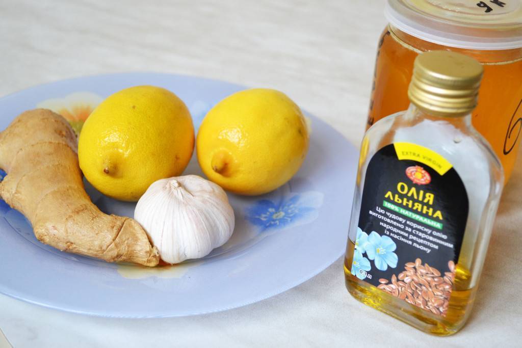 Напиток для очищения сосудов (мед. лимон. чеснок. льняное масло) - медовый сундучок