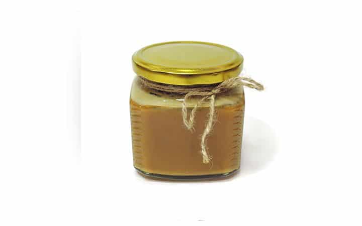 Чернокленовый мед: происхождение, состав, особенности сорта, полезные свойства, характеристики, области применения, противопоказания, рекомендации по употреблению
