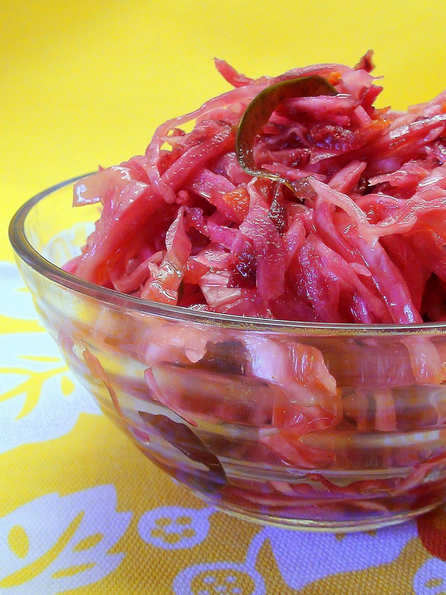 Рецепт приготовления маринованной капусты со свеклой - 7 пошаговых фото в рецепте
