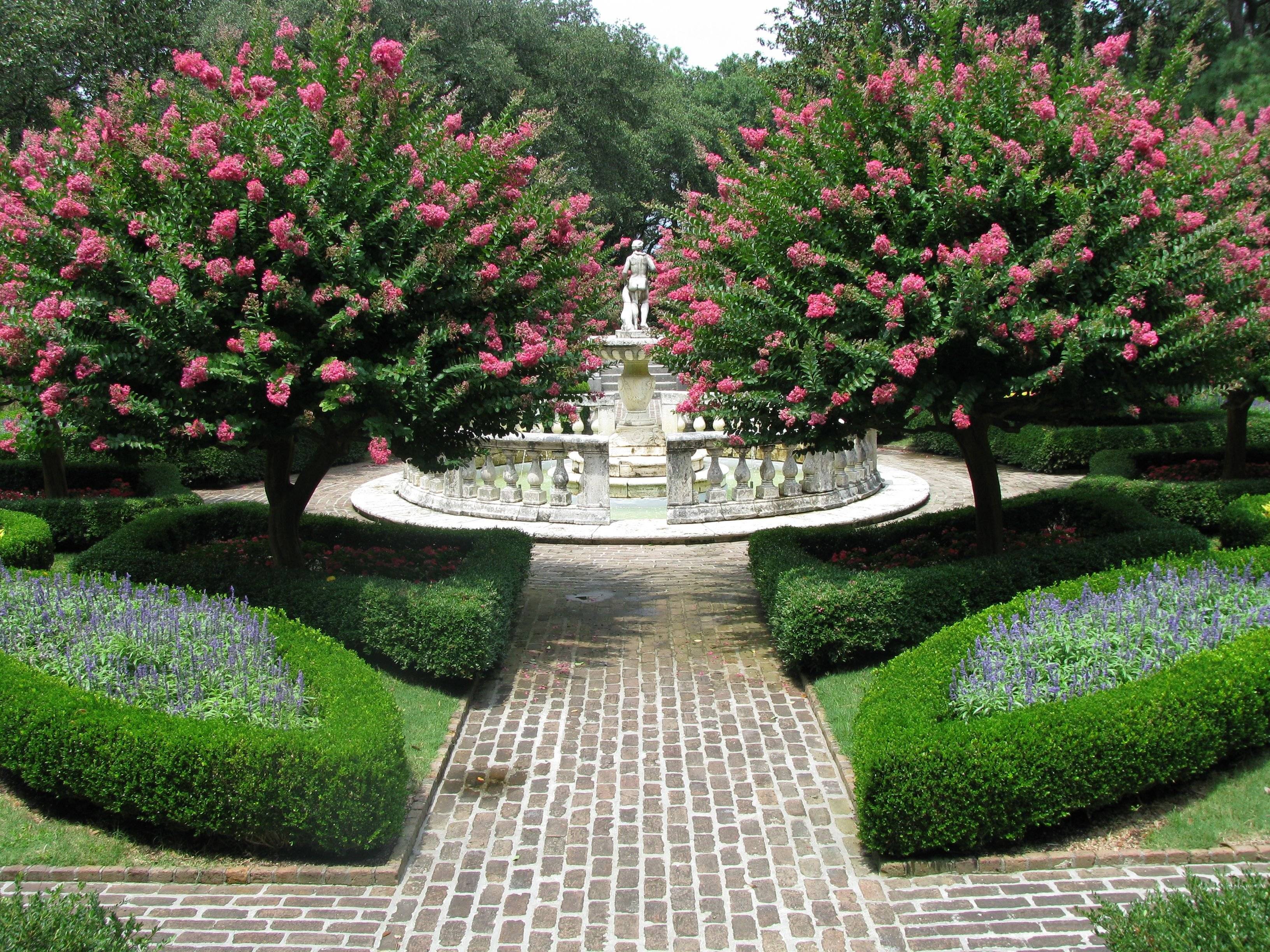 Ландшафт в классическом стиле: французский сад в ландшафтном дизайне и регулярный стиль садово-паркового искусства, фото и отличия