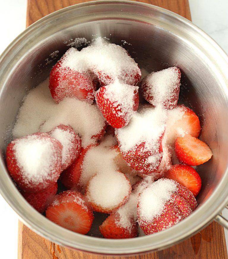 Желе из клубники с желатином на зиму: 6 лучших пошаговых рецептов приготовления