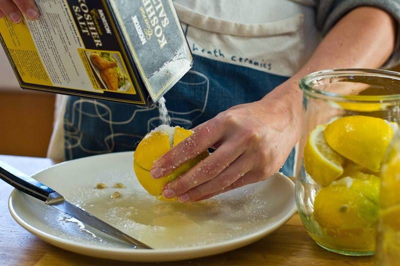 Как хранить лимон, чтобы он не испортился: в холодильнике или морозилке