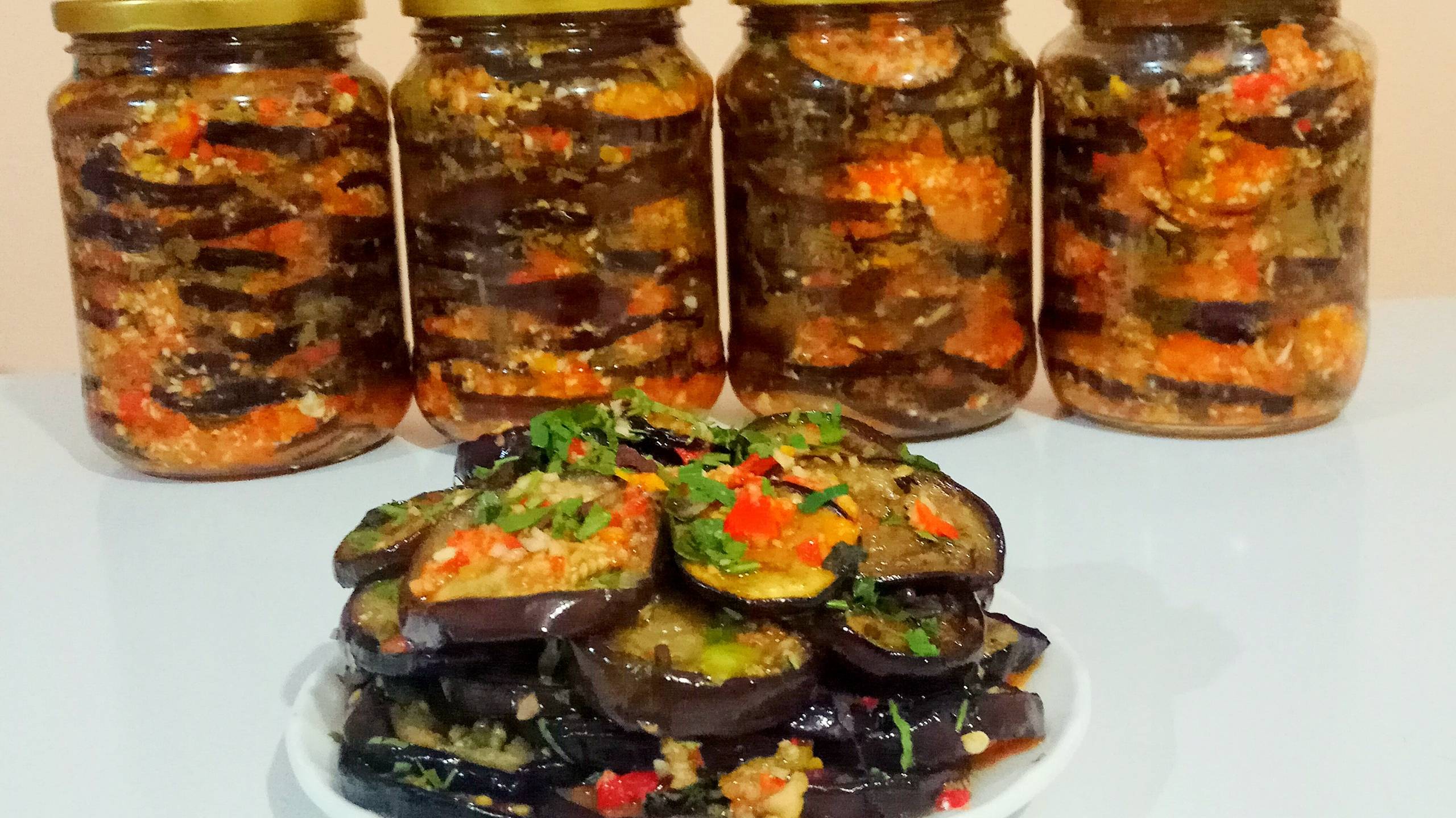 Самые вкусные салаты на зиму из баклажанов — 7 рецептов заготовок