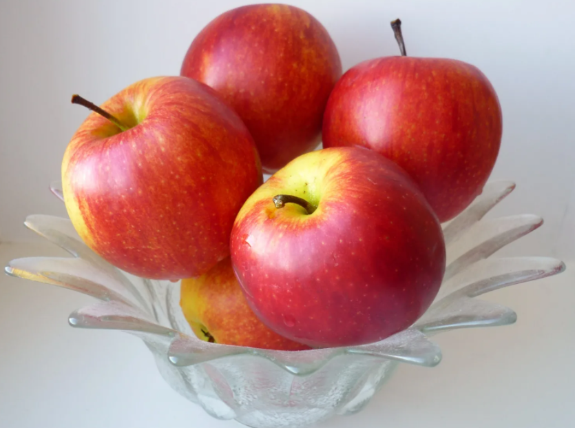 Зеленые яблоки: лучшие сорта с названиями и фото (каталог)
