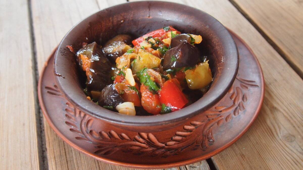 Кавказский аджапсандал: 7 рецептов полезного блюда из баклажанов