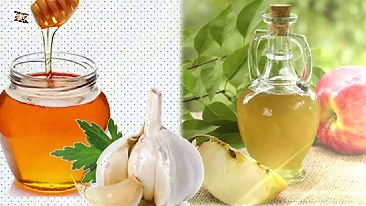 Целебный напиток умирающего на ноги поставит чеснок мед и яблочный уксус. | здоровье человека